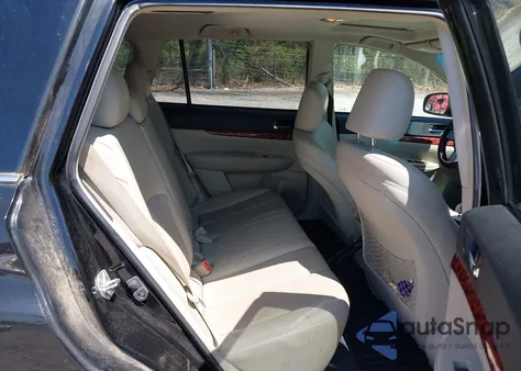 2010 Subaru Outback 2.5I Limited из США, поврежденный, VIN 4S4BRCKC0A3332376